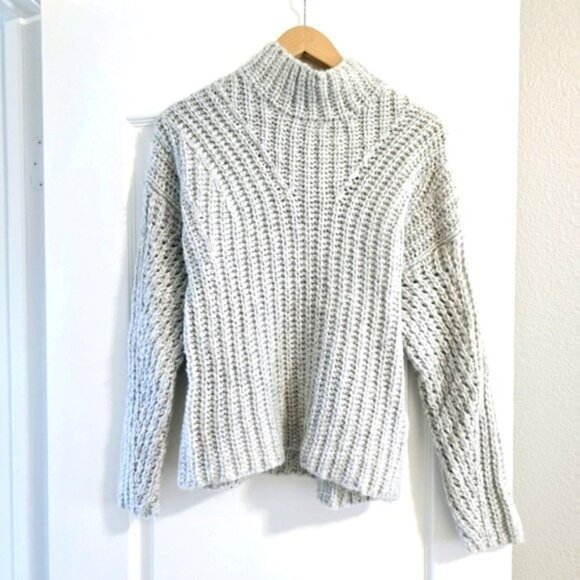 Express Women's Sweater Size Medium Light Blue Grey Chunky Knit High Neck Preppy - Picture 13 of 15